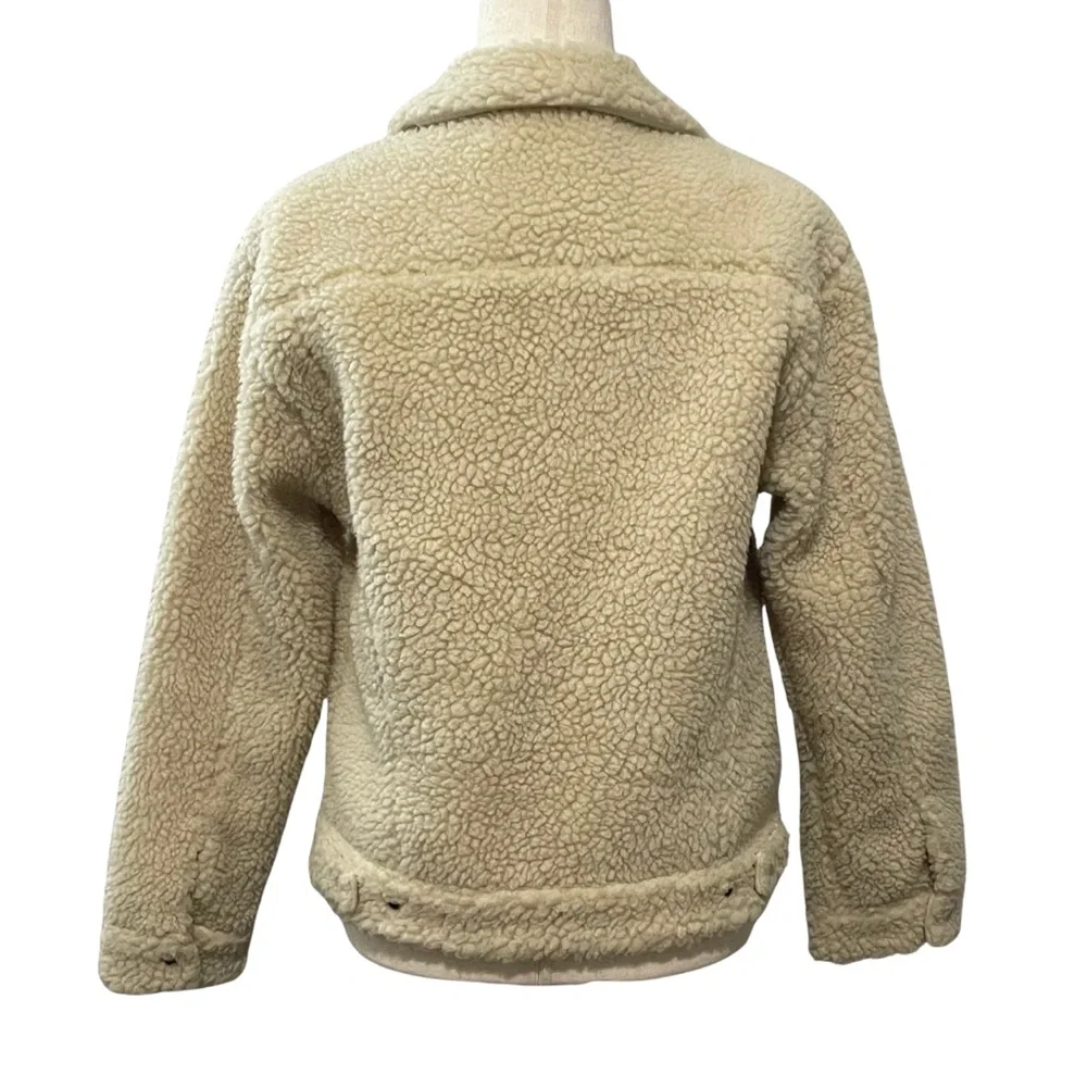 Levi’s Women’s Sherpa Fleece Trucker Jacket Cropped M Cream Coconut Snap Front - Picture 6 of 15